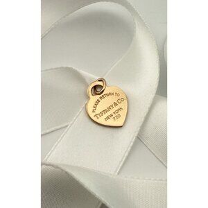 Return To Tiffany & Co. 18k Rose Gold Heart Charm Pendant Size Small